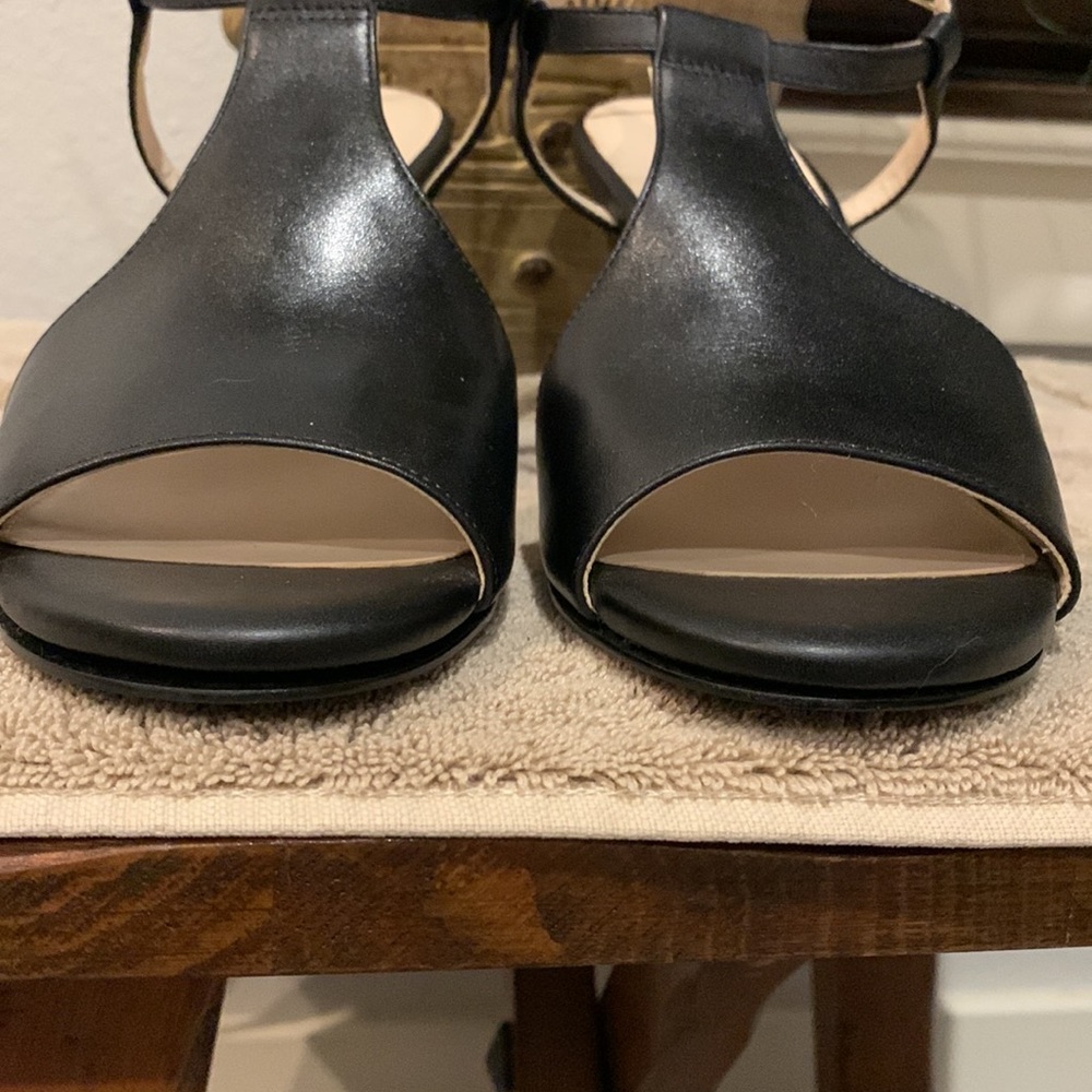 Cole Haan Black Leather Sandals - Size 9 - Picture 5 of 13